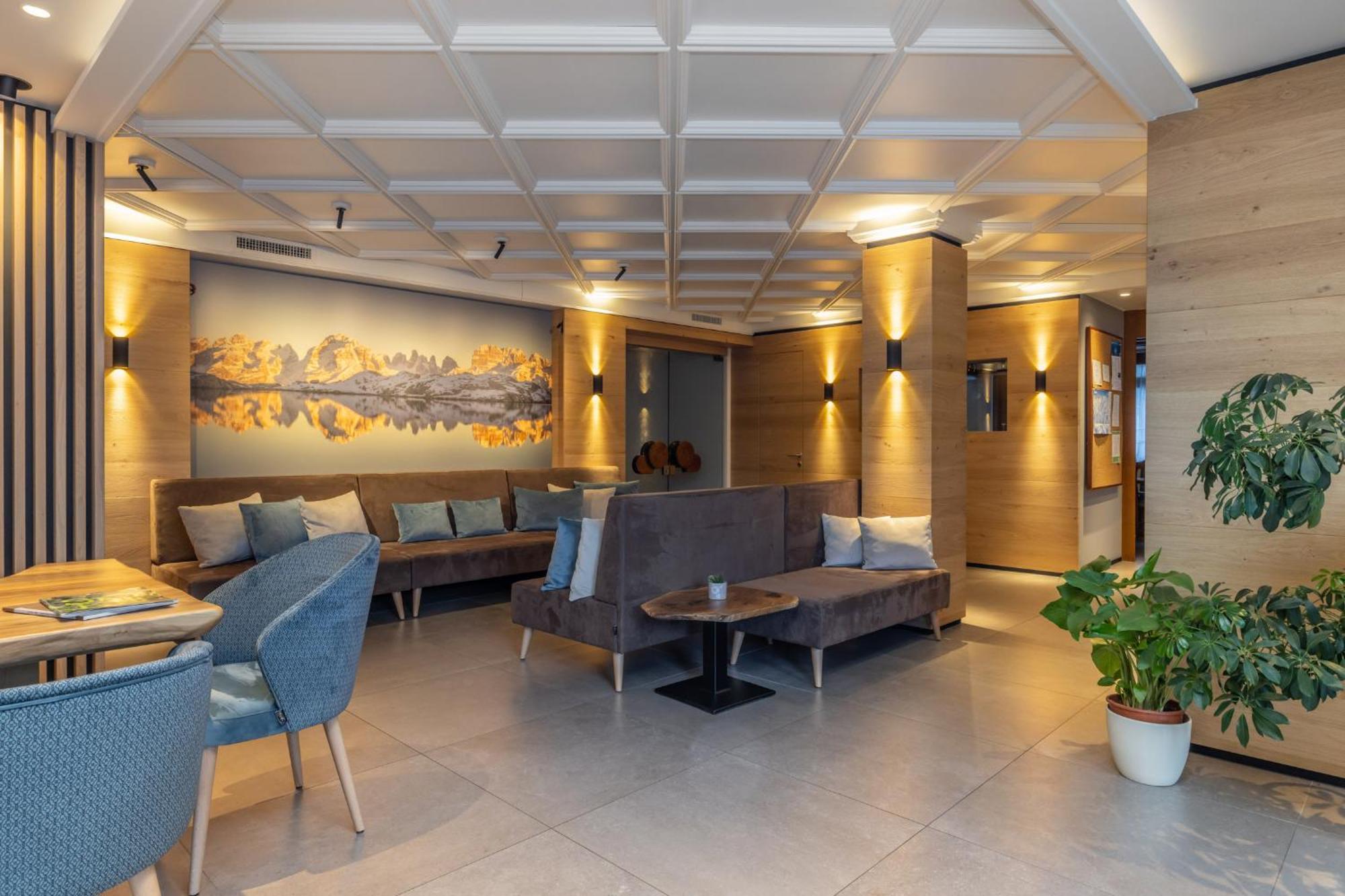 Hotel Ariston Monclassico Esterno foto