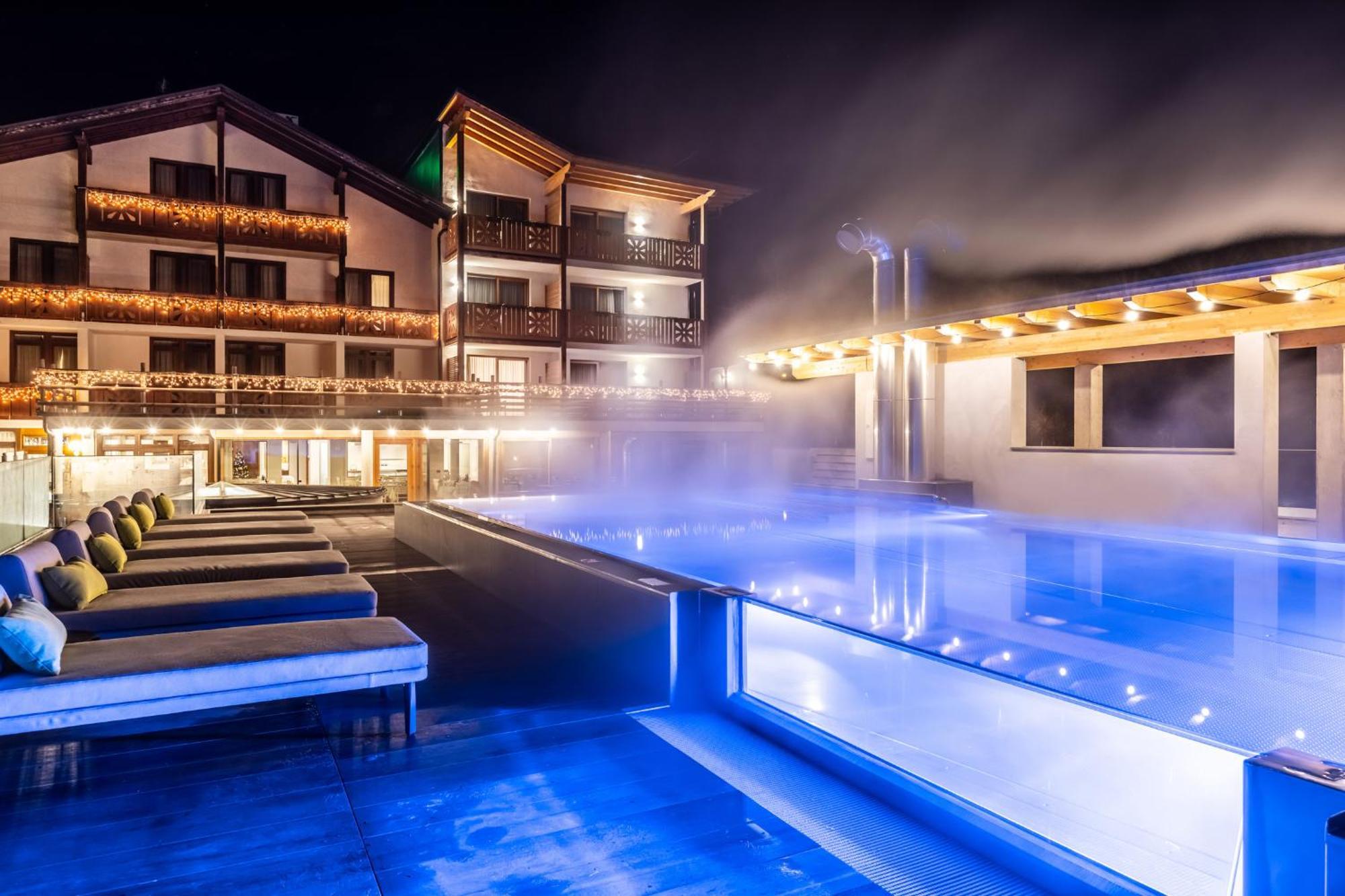 Hotel Ariston Monclassico Esterno foto