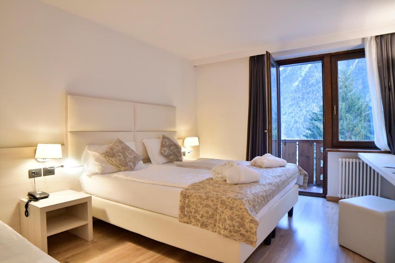 Hotel Ariston Monclassico Esterno foto